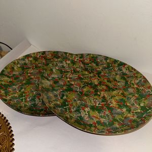 Large vintage MCM woven wood platters in red and green 2 Plates